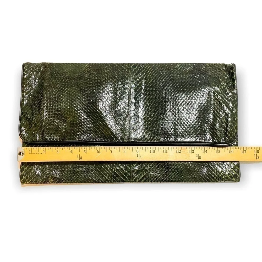 Vintage Snake leather clutch bag, green/black snake‎ with black piping